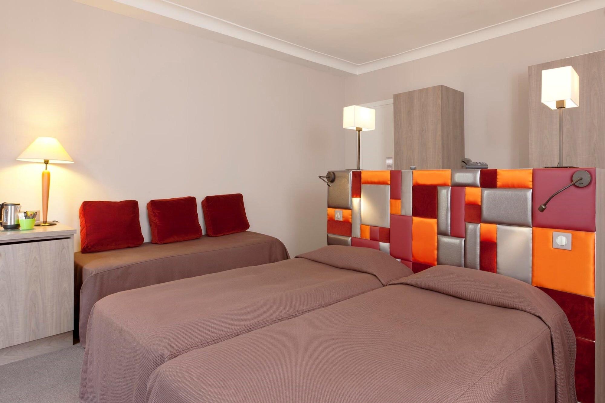 Hotel Concortel Paris Quarto foto
