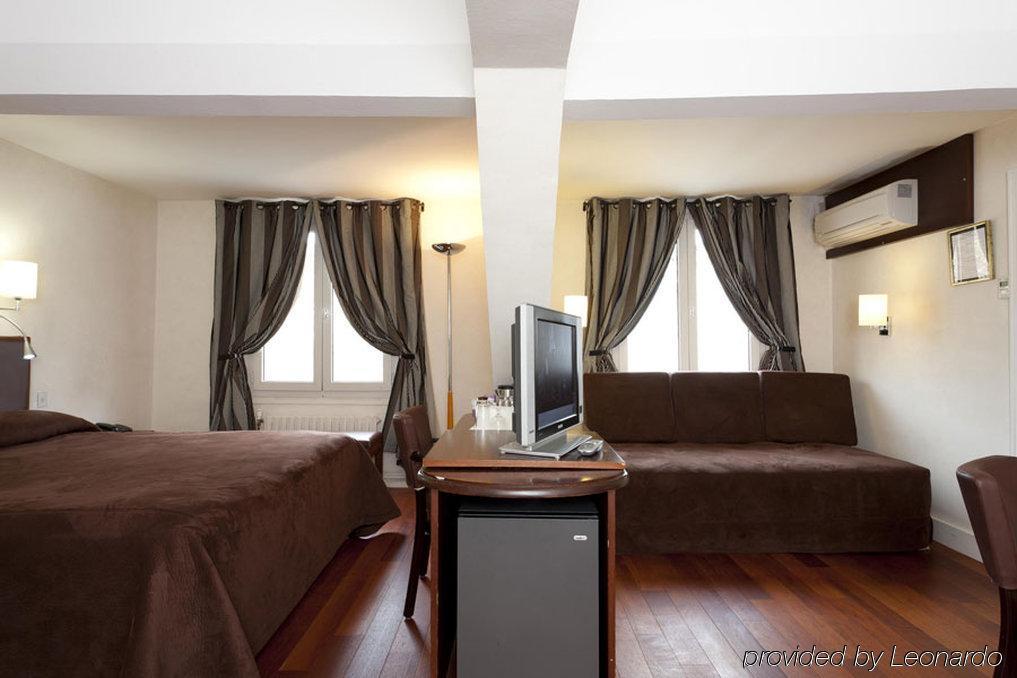 Hotel Concortel Paris Quarto foto